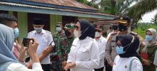Pos PPKM Mikro di Pangkalan Kasai Ditinjau Bupati Rezita/yuzwa