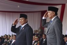 Presiden RI Prabowo Subianto dan Menteri Pertahanan Sjafrie Sjamsoeddin. Sumber: kompas.com