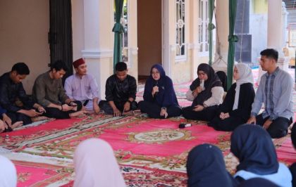 Dialog dengan Mahasiswa Siak di Pekanbaru, Bupati Afni Bahas Beasiswa dan Pengelolaan Mess