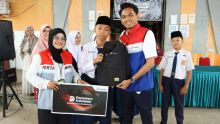 PT Pertamina (Persero) melalui PT Pertamina Hulu Rokan menyalurkan 3.000 paket perlengkapan sekolah setingkat SD dan SMP sederajat di Zona Rokan. SDN 10 Minas dan SMPN 1 Minas menjadi bagian dari sekolah yang dikunjungi perwira Pertamina dalam rangka menyambut HUT Ke-1 Danantara.