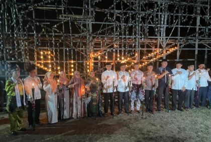 Danposal, Bupati dan Forkopimda Bengkalis Resmikan Festival Lampu Colok