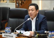 Wakil Ketua Komisi IX DPR Charles Honoris. Sumber: SinPo