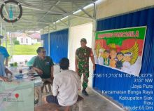 Babinsa Koramil 06/Sabak Auh Sosialisasikan Siskamling Demi Keamanan Lingkungan 