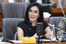 Anggota Komisi XIII DPR RI, Rieke Diah Pitaloka. Sumber: Arah Kita