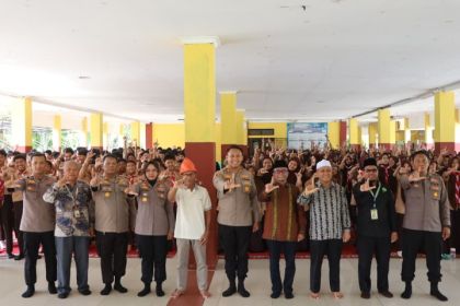 Dari Sekolah ke Bumi, Polisi Tanam Pohon Bersama Generasi Z