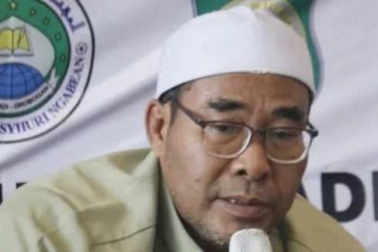 Pengasuh Pondok Pesantren Ma’hadul Ilmi As-Syar’iyati (MIS) Sarang, KH Achmad Rosikh. Sumber: 