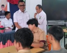 Disdukcapil Bengkalis Jemput Bola Perekaman KTP-el di SMAN 3 Bengkalis