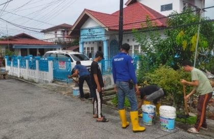 Kebersihan Lingkungan, SPPG Rimba Sekampung Goro Bersama Relawan