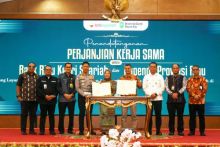 Perjanjian kerja sama penguatan sistem pembayaran pajak dan retribusi daerah berbasis digital Bapenda Riau dengan BRK Syariah