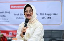 Pakar politik dari Badan Riset dan Inovasi Nasional (BRIN), Prof. Siti Zuhro. Sumber: Fajar