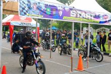 Tekan Aksi Balap Liar, Polres Siak Gelar Latihan Bersama Drag Bike di Panglima Gimbam