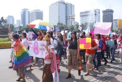Para pendukung penyakit LBGT. Sumber: The Jakarta Post