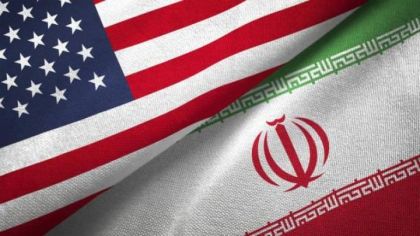 Bendera Iran dan Amerika Serikat (AS). Sumber: CNBC