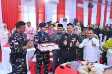 Selain Terima Penghargaan, Pos TNI AL Bengkalis Berikan Surpres Pada Hari Bhayangkara ke 80