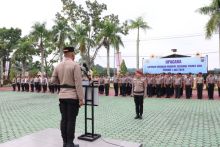 AKBP Sepuh Pimpin Upacara Kenaikan Pangkat 63 Personel Polres Siak