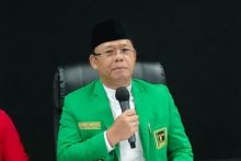 Ketua Umum PPP Muhamad Mardiono. Sumber: kompas.com