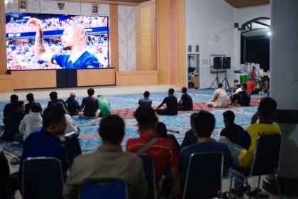 Suasana Hangat Warnai Nobar Piala Dunia di Balairung Datuk Empat Suku