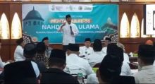 Ketua Organizing Committee (OC) Muktamar Ke-35 Nahdlatul Ulama (NU), Saifullah Yusuf, memimpin konsolidasi awal panitia, Kamis malam. Sumber: inilah.com