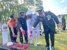 Danposal dan Pemda Bengkalis serta Forkopimda Ziarah Makam Pahlawan Hari Jadi ke 514