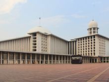 Masjid Istiqlal. Sumber: Internet