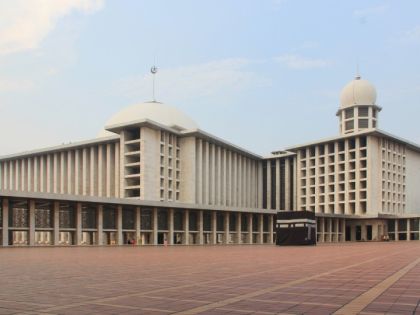 Masjid Istiqlal. Sumber: Internet