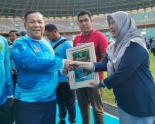 KLH Anugerahkan 11 Proper ke PTPN IV Regional III