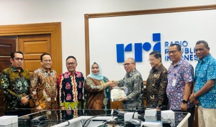 Bupati Bengkalis Tandatangani Hibah Aset Senilai Rp3,3 Milyar Kepada RRI