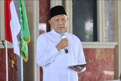 KH Abdul Hakim Mahfudz alias Gus Kikin. Sumber: Internet