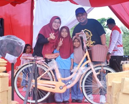 Jalan Santai HUT RI ke-81 di Siak, Wabup Syamsurizal Ingatkan Warga Waspadai Karhutla