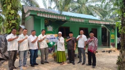PTPN IV Regional III Kucurkan Rp50 Juta untuk Bangun Ruang Belajar MTs Wahid Hasyim Kabun