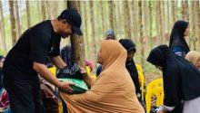 Wabup Bengkalis dan KPIPMPL Berbagi Berkah di Kebun Geronggang