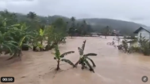 Banjir akibat tanggul sungai jebol dan angin puting beliung menerjang Kecamatan Dabun Gelang, Kabupaten Gayo Lues, Aceh, Rabu (28/10/2026) sekitar pukul 16.00 WIB.